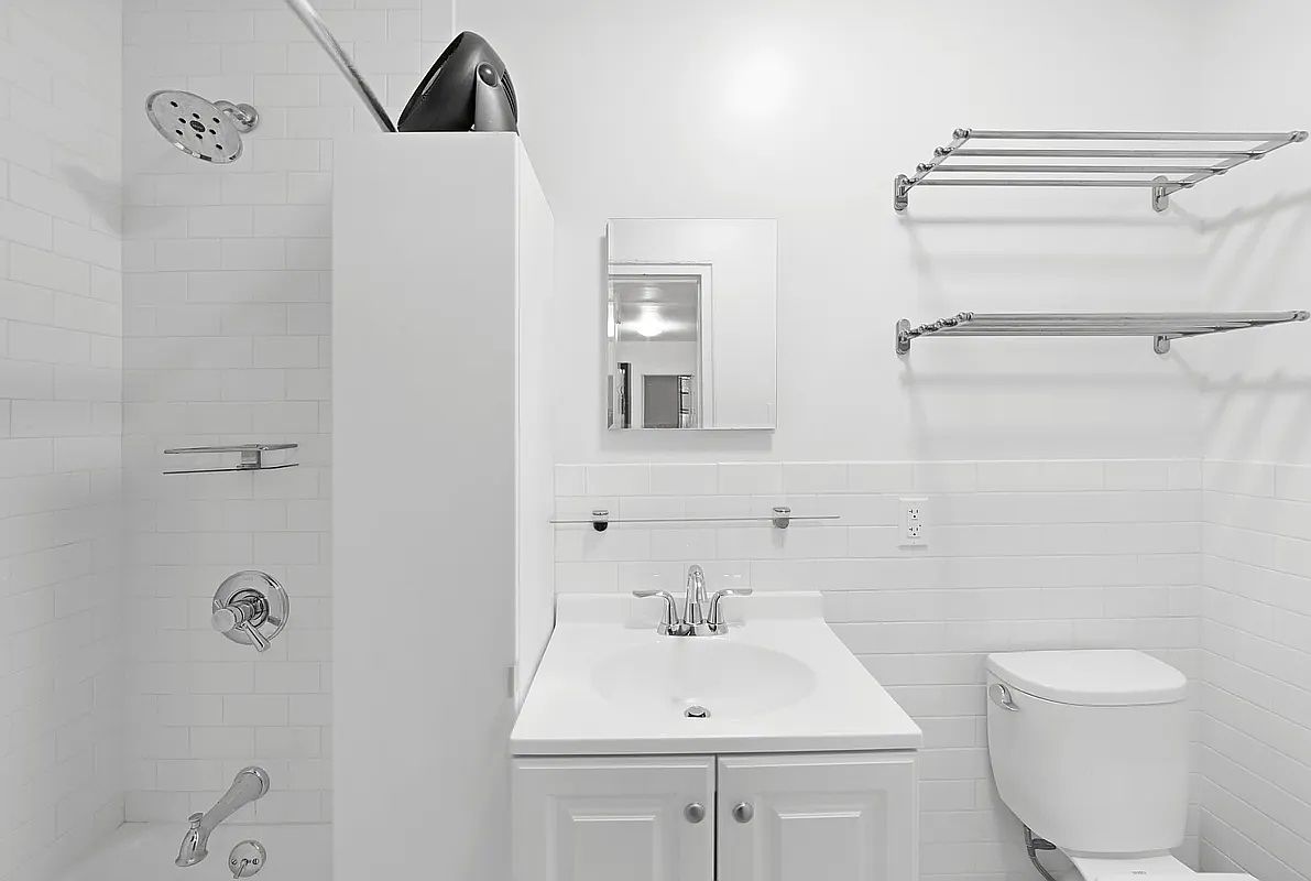 244 East 90th Street 2-C Upper East Side New York NY 10128