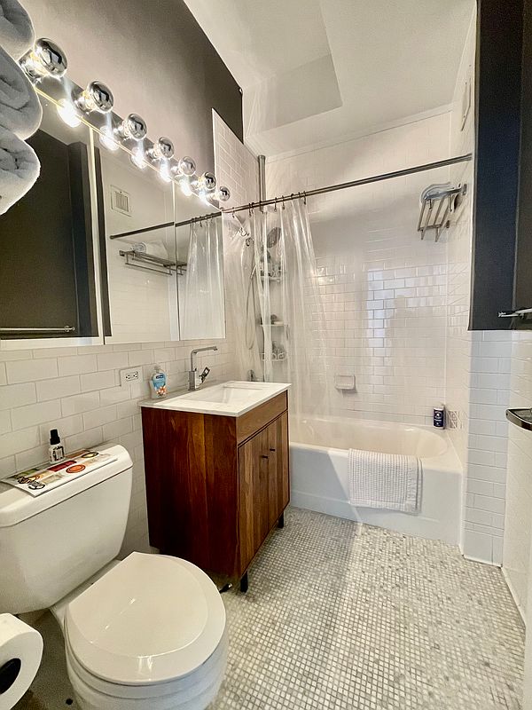 99 John Street 2304 Seaport District New York NY 10038