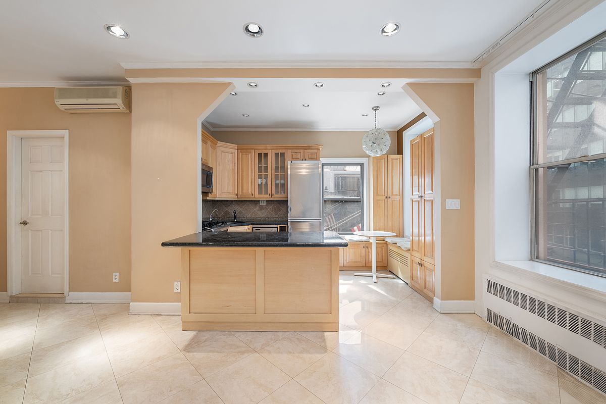 125 West 56th Street 4-A Midtown West New York NY 10019
