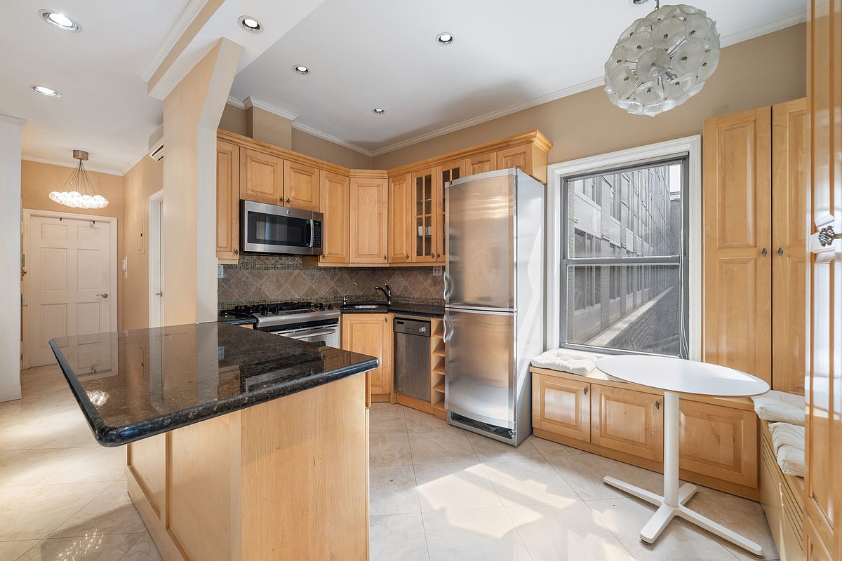 125 West 56th Street 4-A Midtown West New York NY 10019