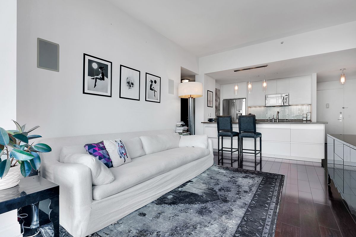 306 Gold Street 39-E Downtown Brooklyn NY 11201