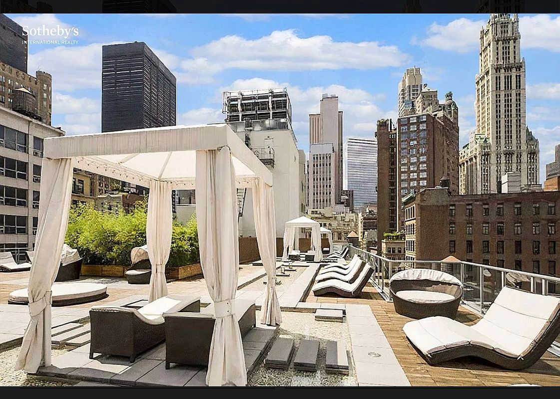 111 Fulton Street Seaport District New York NY 10038