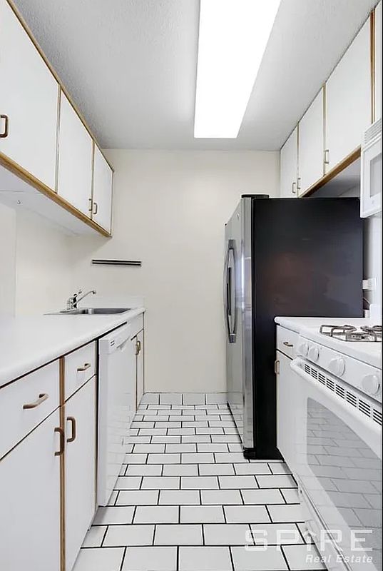 200 Rector Place Battery Park City New York NY 10280