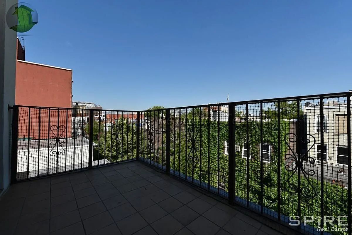 30-37 38th Street 4 Astoria Queens NY 11103