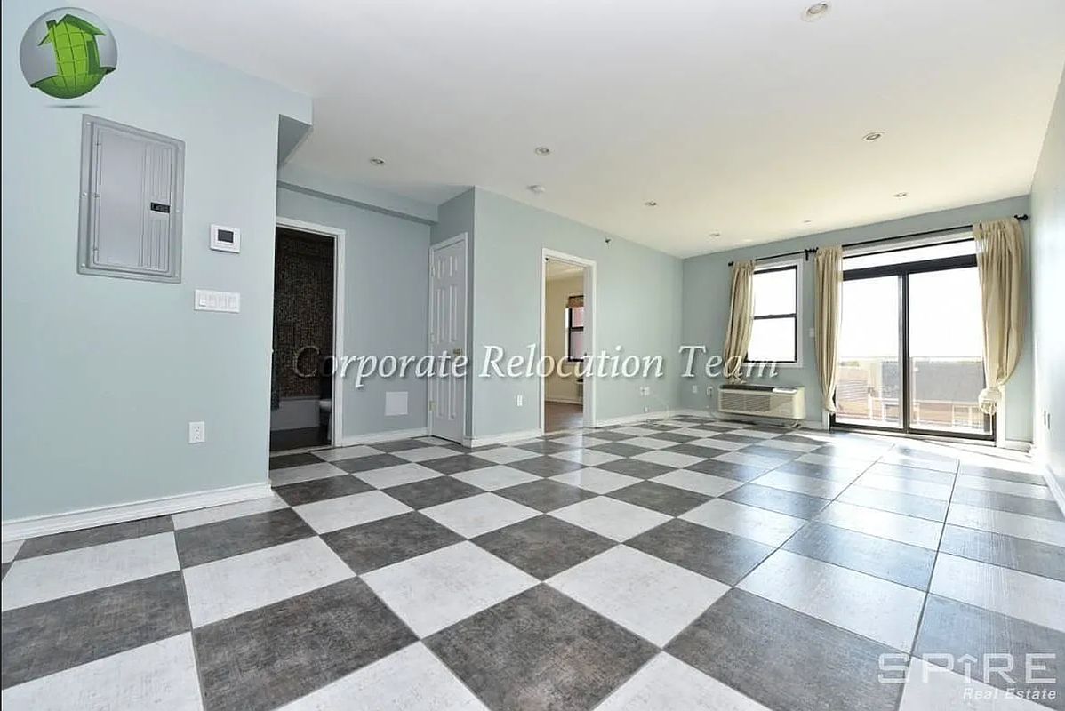 30-37 38th Street 4 Astoria Queens NY 11103