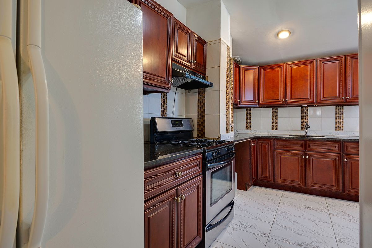 90-31 185th Street Jamaica Queens NY 11423