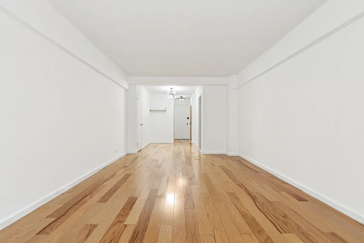 210 East 36th Street 6-C Murray Hill New York NY 10016