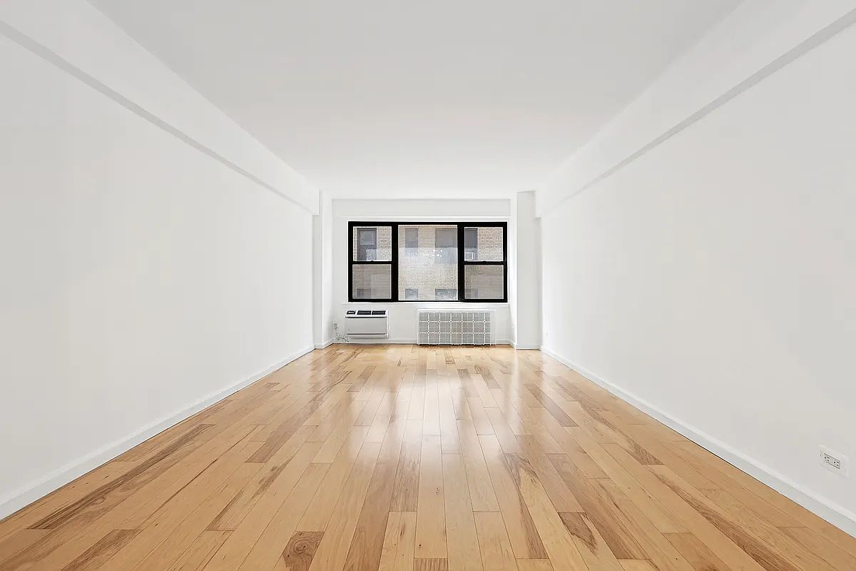 210 East 36th Street 6-C Murray Hill New York NY 10016