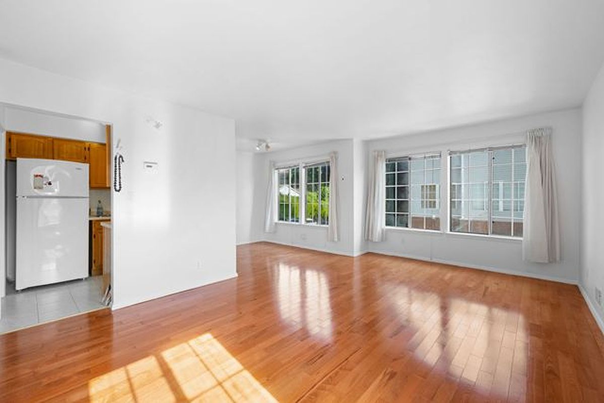 16 Roosevelt Court Staten Island NY 10314