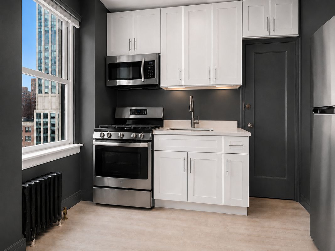 400 East 59th Street 8F Sutton Place New York NY 10022