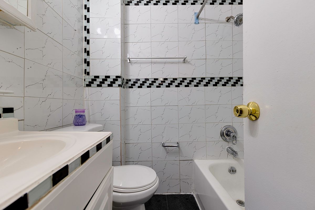 90-31 185th Street Jamaica Queens NY 11423