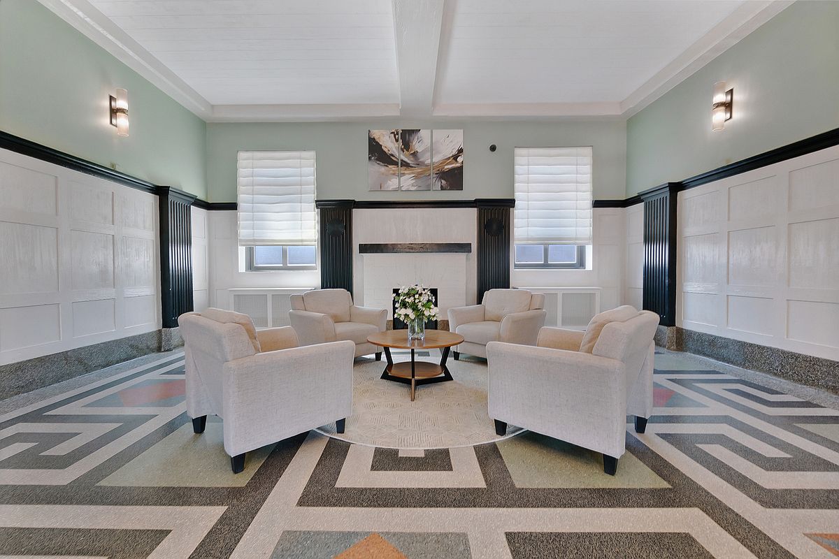 76-66 Austin Street 5-K Forest Hills Queens NY 11375