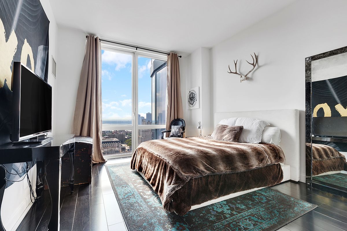 306 Gold Street 39-E Downtown Brooklyn NY 11201