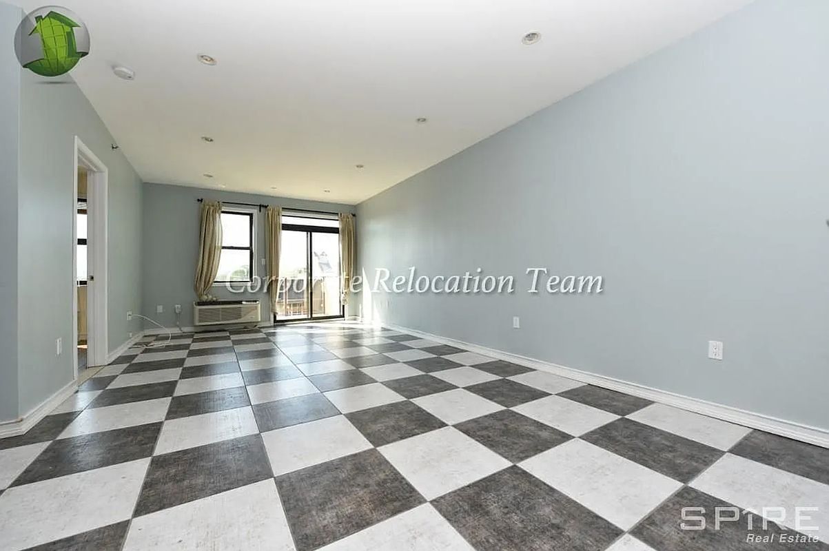 30-37 38th Street 4 Astoria Queens NY 11103