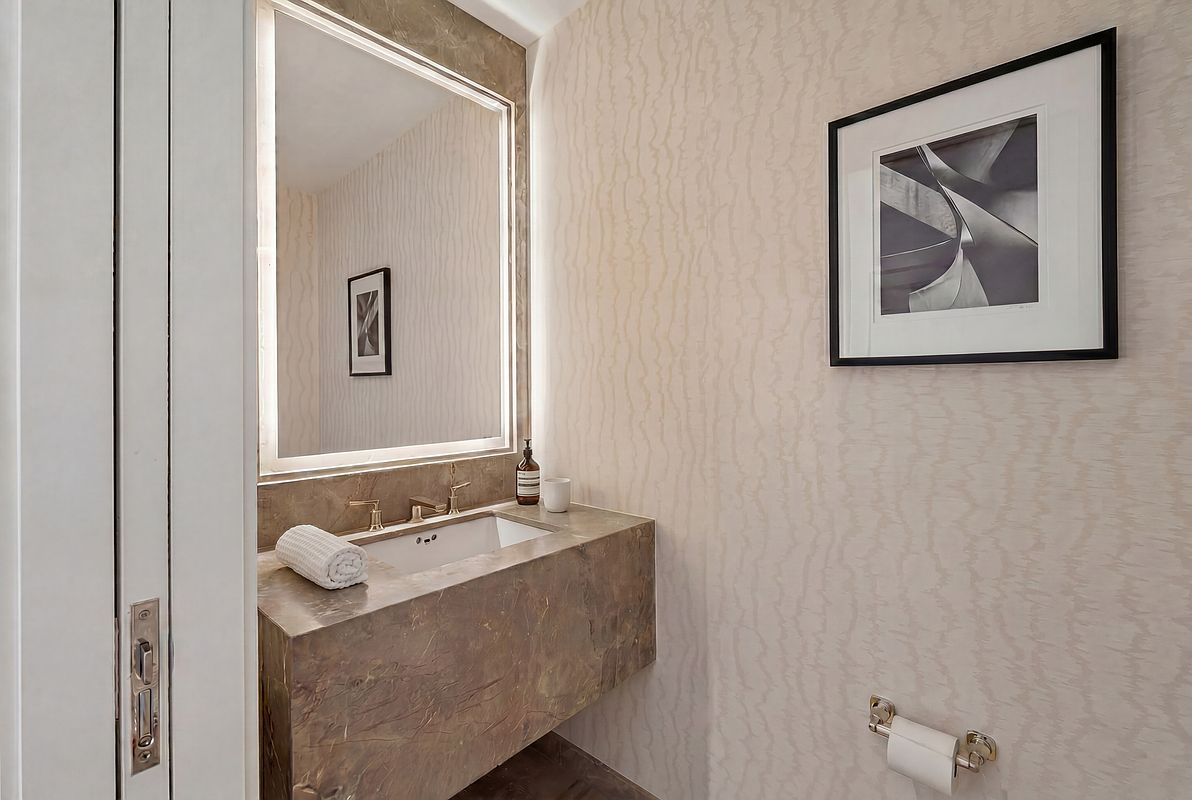 40 East 66th Street 7-A Upper East Side New York NY 10065