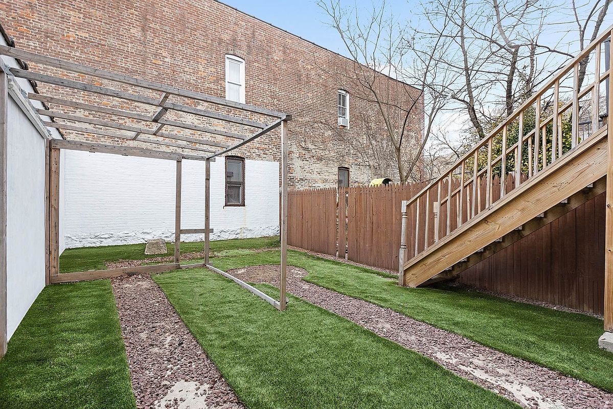 294 Albany Avenue Crown Heights Brooklyn NY 11213