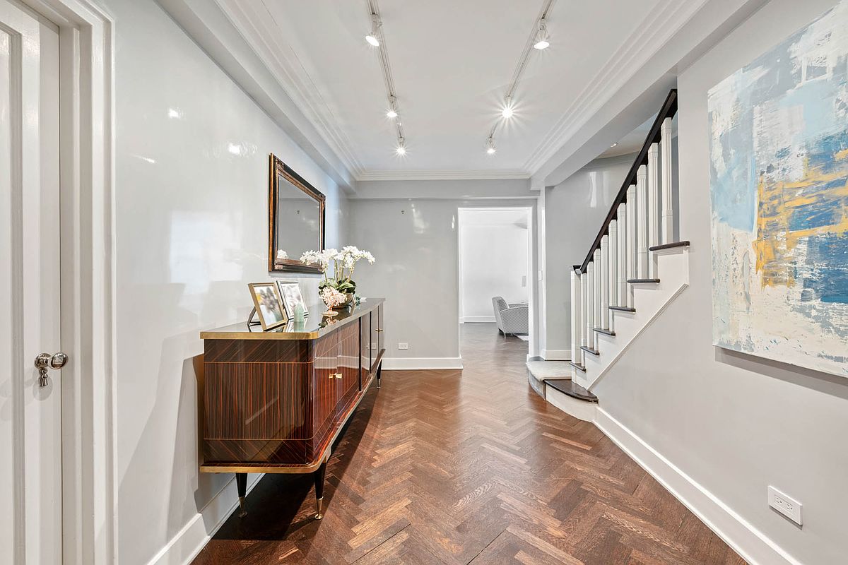 3 East 69th Street 7/8A Upper East Side New York NY 10021