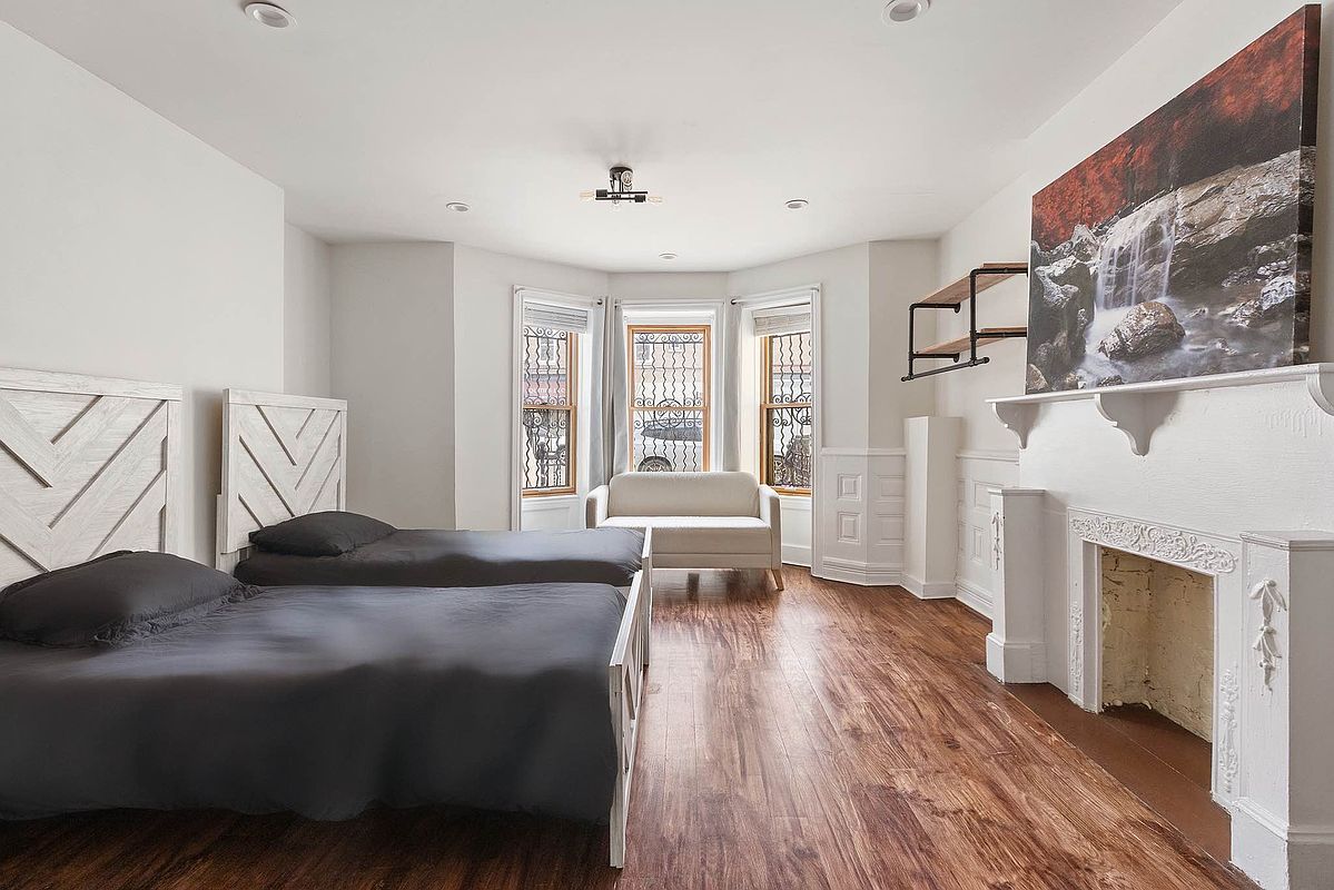 294 Albany Avenue Crown Heights Brooklyn NY 11213