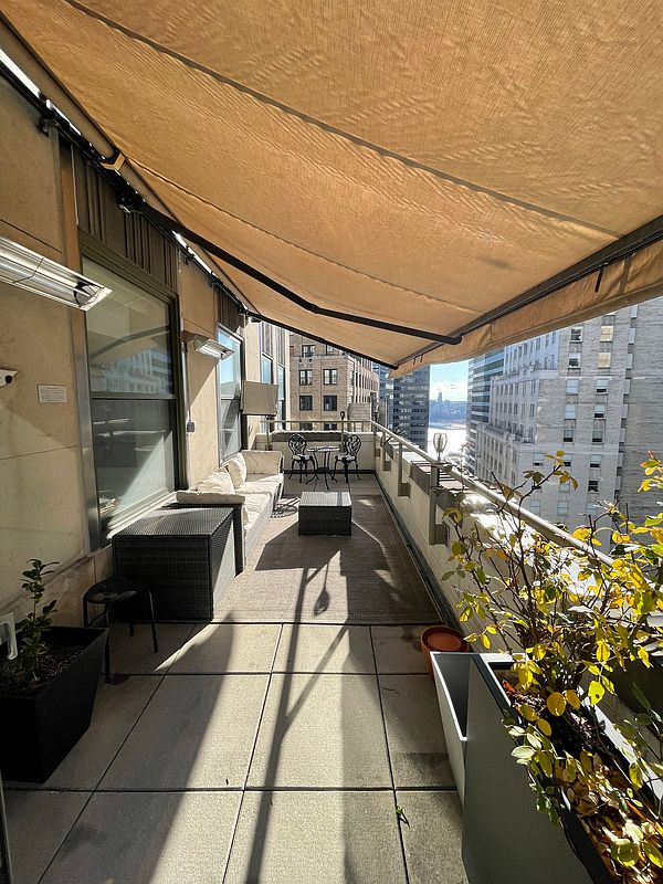 99 John Street 2304 Seaport District New York NY 10038