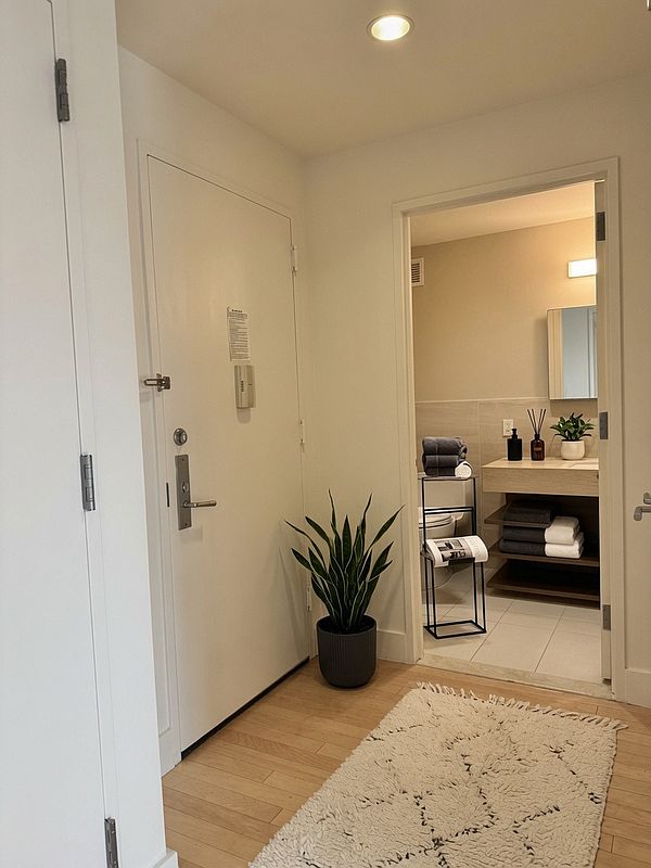 5-09 48th Avenue 5-J Long Island City Queens NY 11101