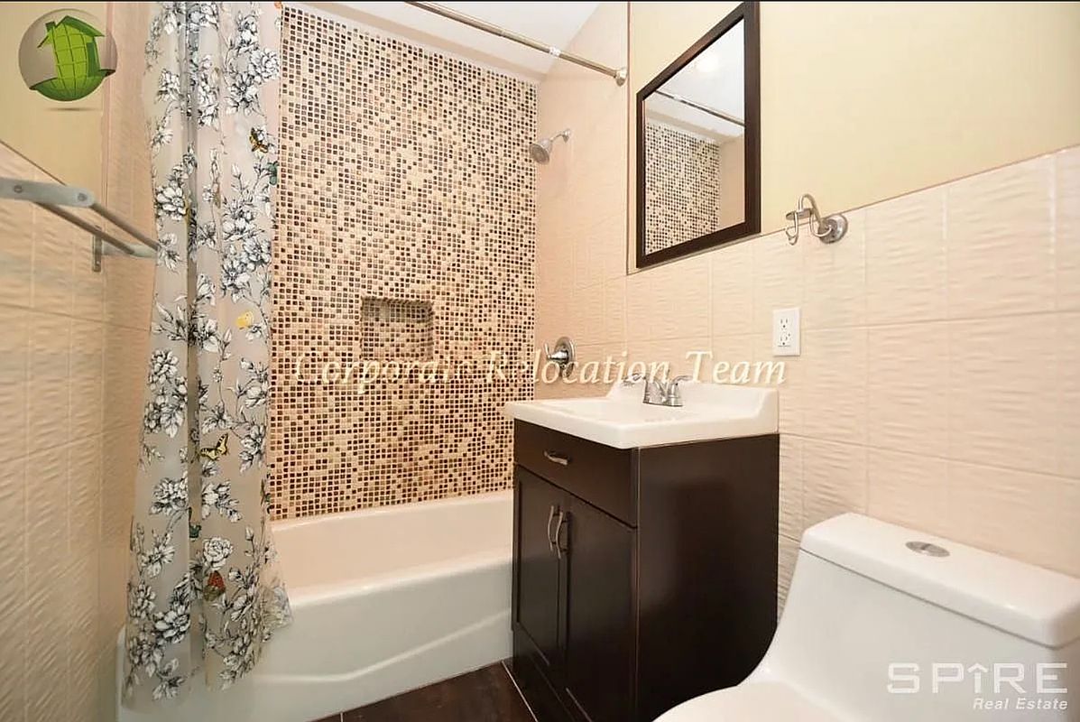 30-37 38th Street 4 Astoria Queens NY 11103